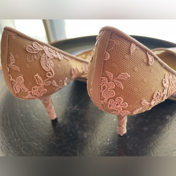 🌸HP🌸Jimmy Choo Love Ballet Blush Lace Pumps - Picture 12 of 13